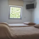 De