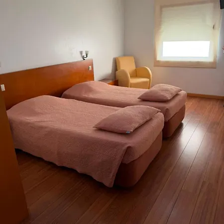 Hotel De 2*