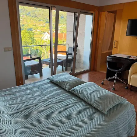 Hotel De 2*