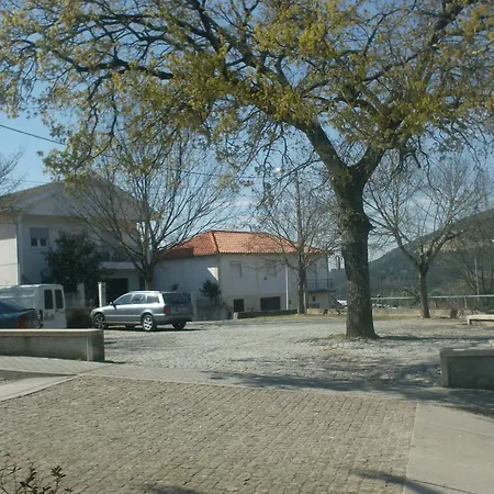 De Hotel 2*